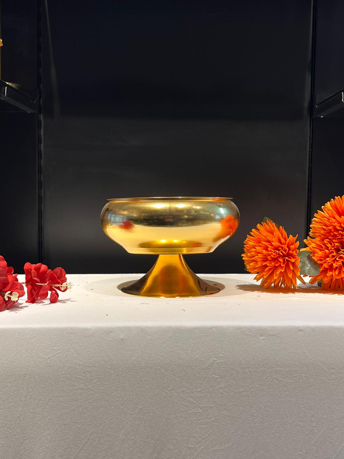 VAZO DEKOR Lüks Dekoratif Altın Sarısı Sunum Kasesi - Metal Ayaklı Meyvelik ve Çerezlik