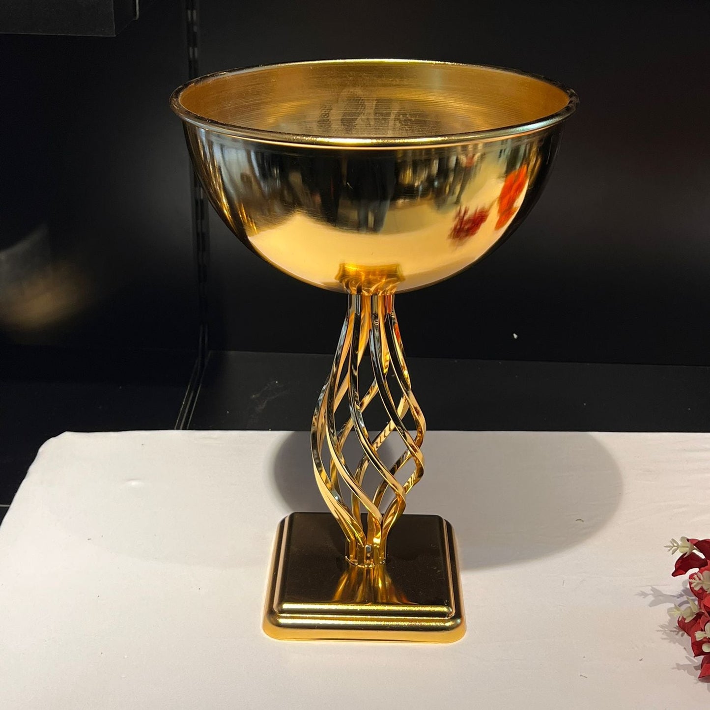 Dekoratif Altın Kadeh Vazo