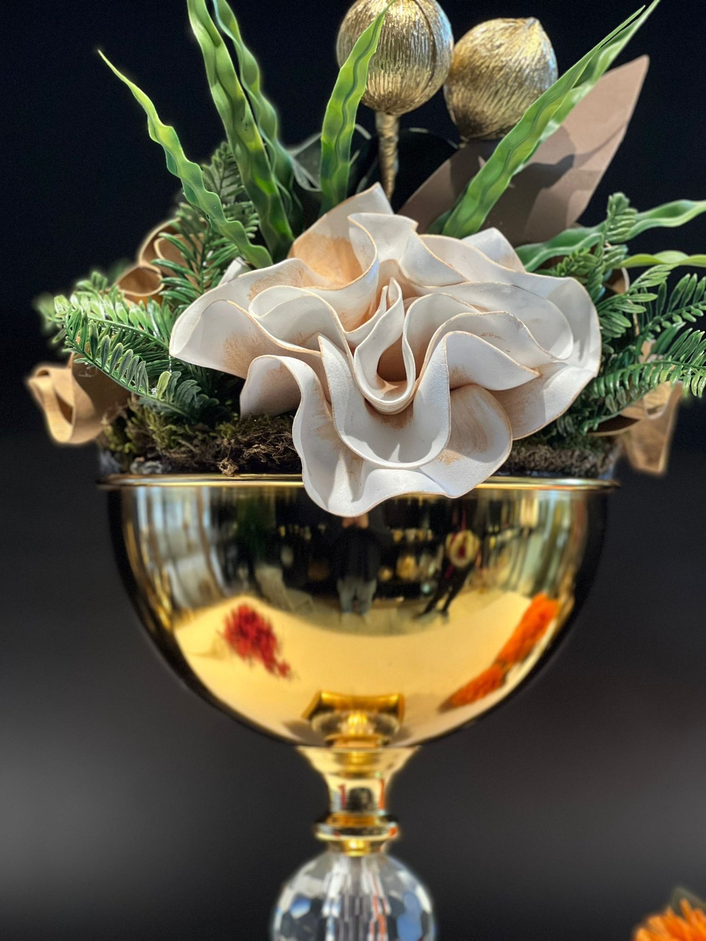 VAZO DEKOR Kristal Gövdeli  Gold Metal Sunumluk ve Çiçeklik