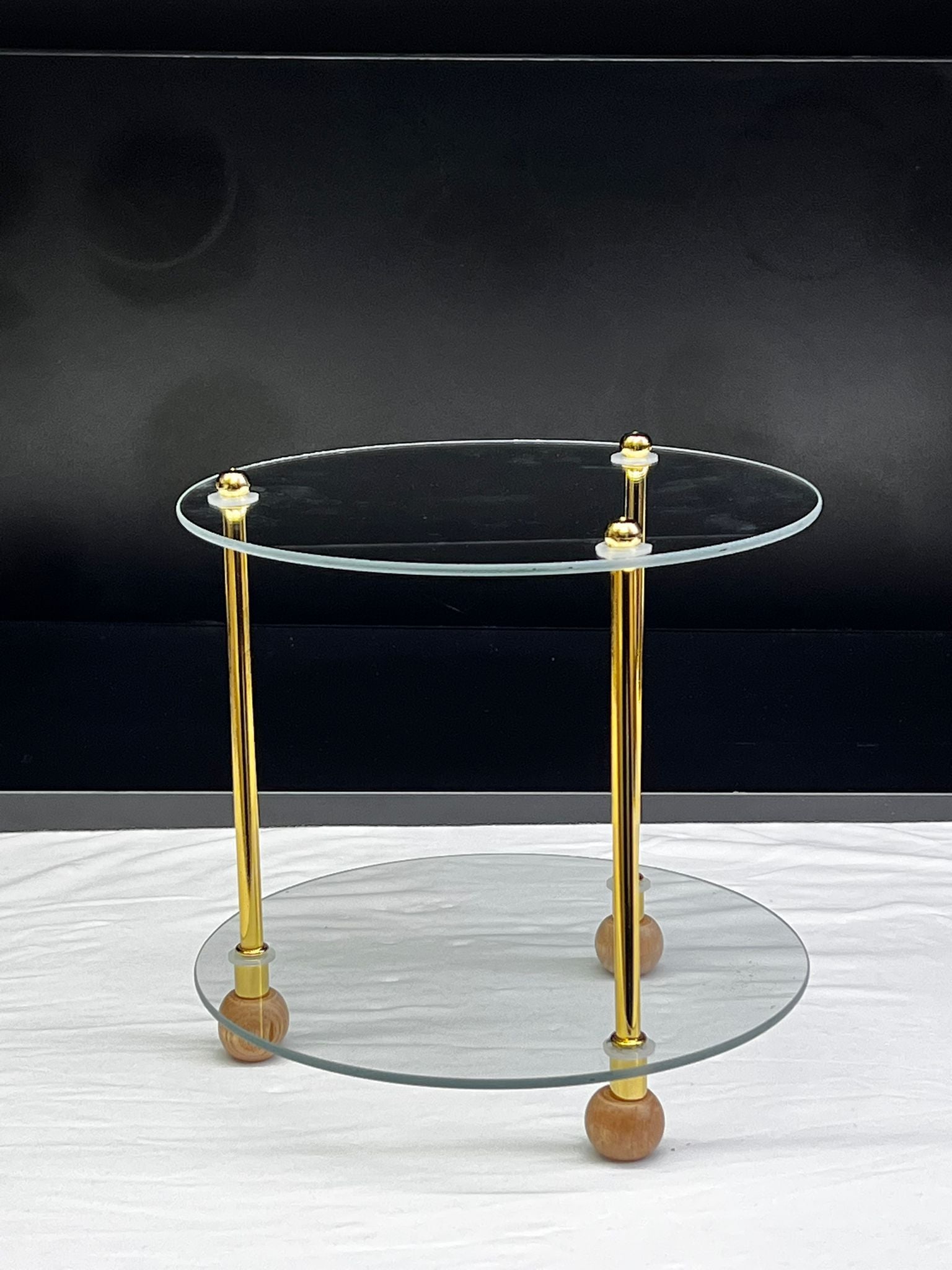 VAZO DEKOR Gold Detaylı 2 Katlı Lüks Cam Kurabiyelik ve Atıştırmalık Sunumluk - Modern Ev Dekorasyonu