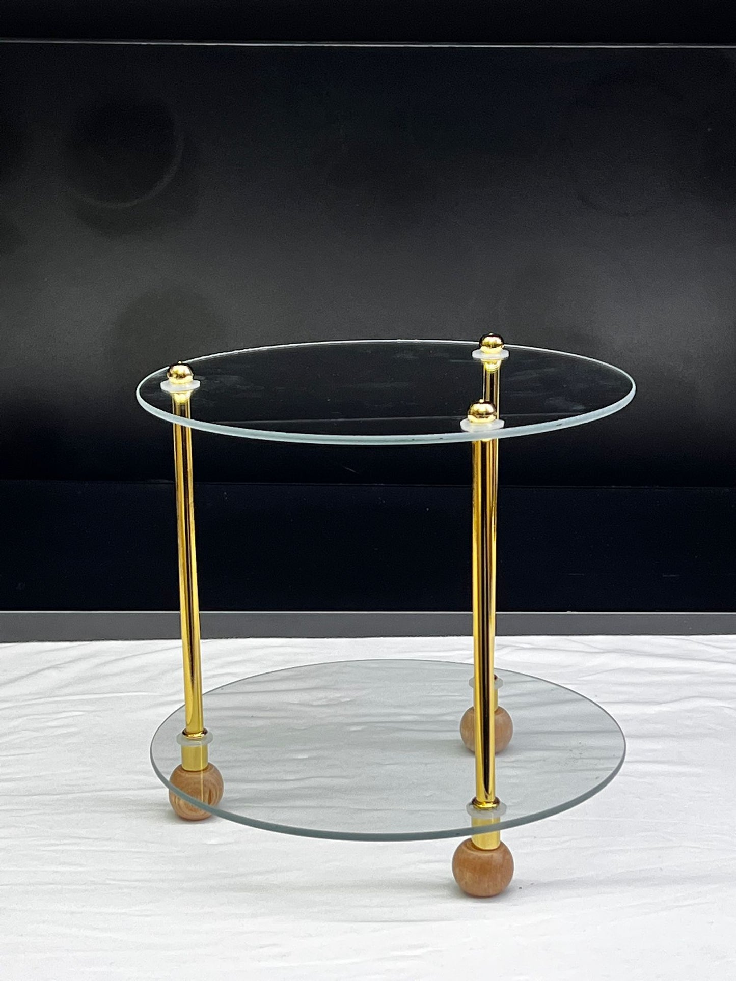 VAZO DEKOR Gold Detaylı 2 Katlı Lüks Cam Kurabiyelik ve Atıştırmalık Sunumluk - Modern Ev Dekorasyonu