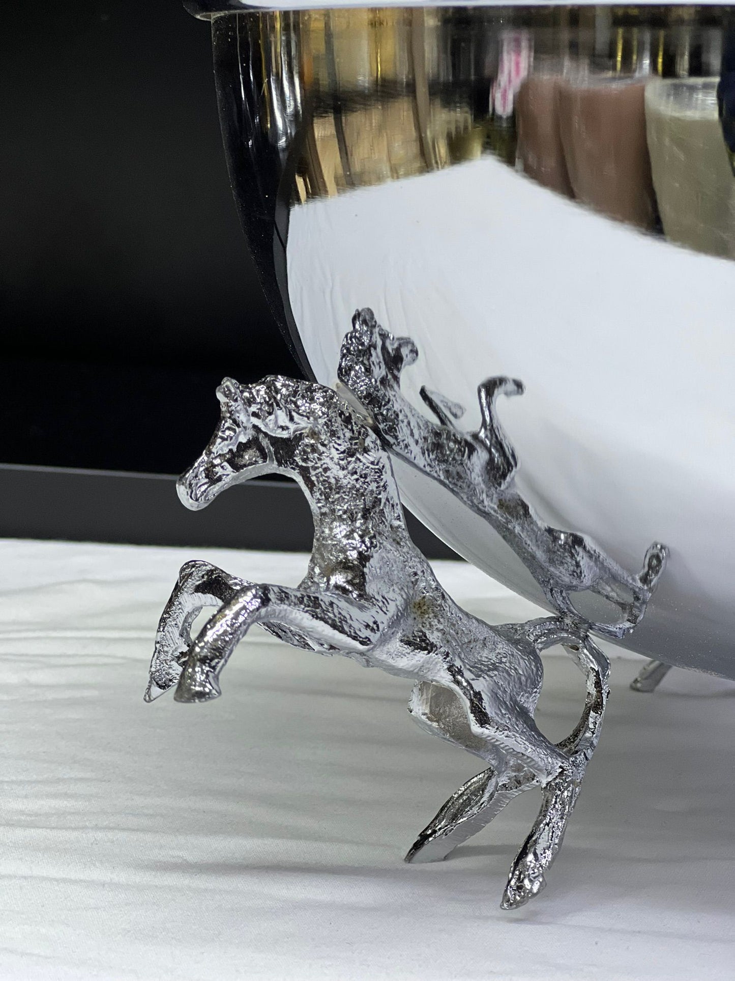 VAZO DEKOR GÜMÜŞ Kaplama Şaha Kalkan At Figürlü Dekoratif Sunum Kasesi ve VAZO