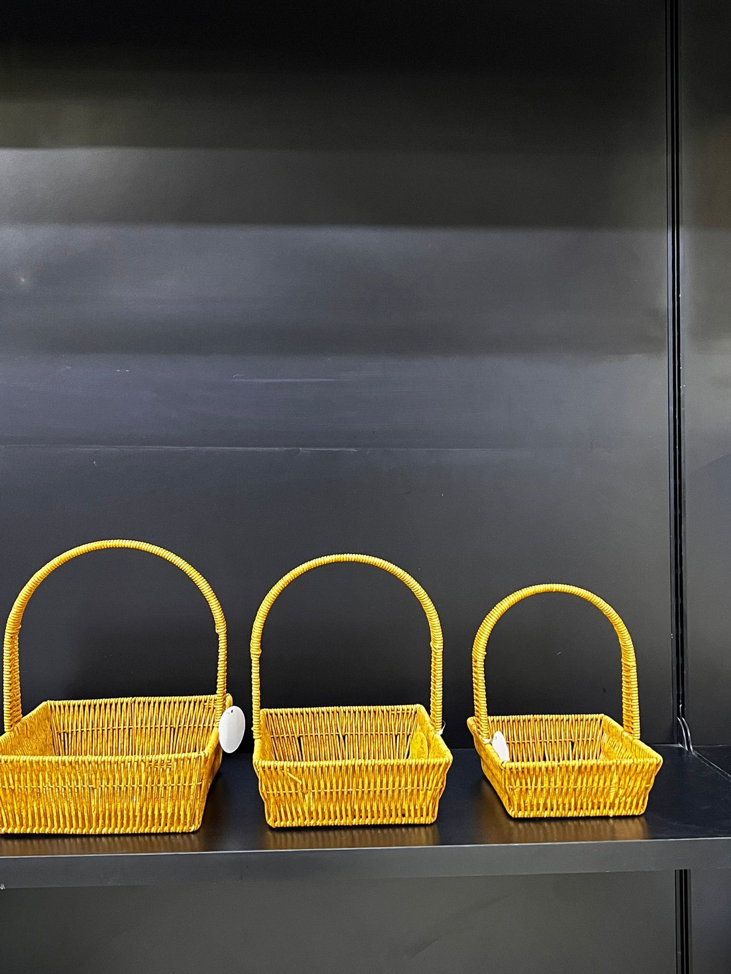 VAZO DEKOR Doğal Hasır Örgü Saplı Sepet Seti 3’lü – Lüks Ev Dekorasyonu & Sunum Sepeti